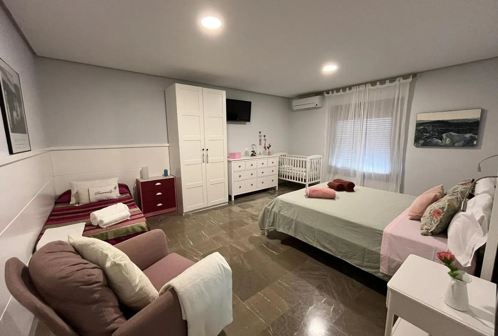 Casa Del Olivo Lucio En Alomartes Villa Holiday home